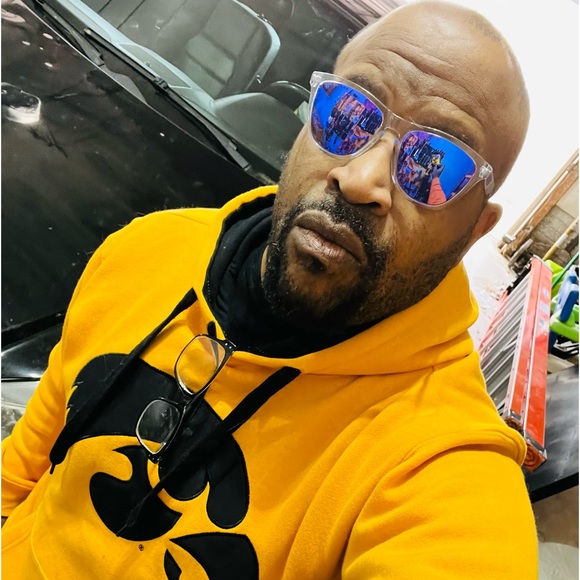 Meet your Posher, Allen - Picture 1 of 1